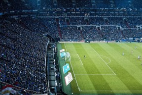 爱游戏体育官方网站-中甲俱乐部加强替补球员临战准备保证阵容深度，中甲递补球队